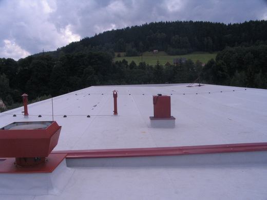 rekostrukce-ploche-strechy-folie-alkorplan-trutnov-002.jpg